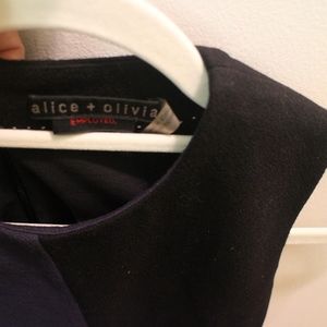 Alice + Olivia Employed Black Blue Sleeveless Crew